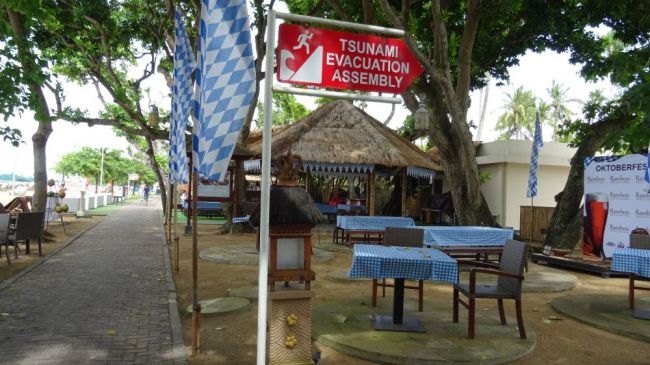 Kierunek ucieczki w razie tsunami